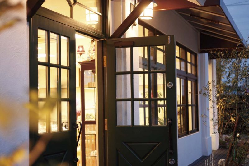 男性ひとりで来られる方も多いエルドー