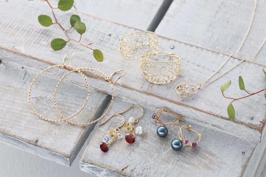 スタッフも興奮するジュエリーたち