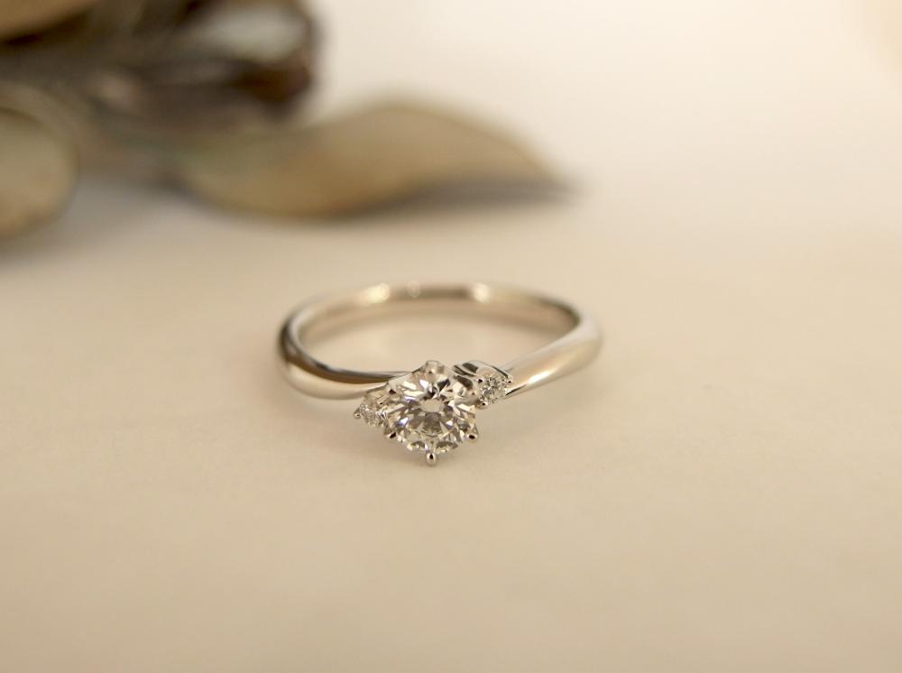 エルドーオリジナルのエンゲージリング