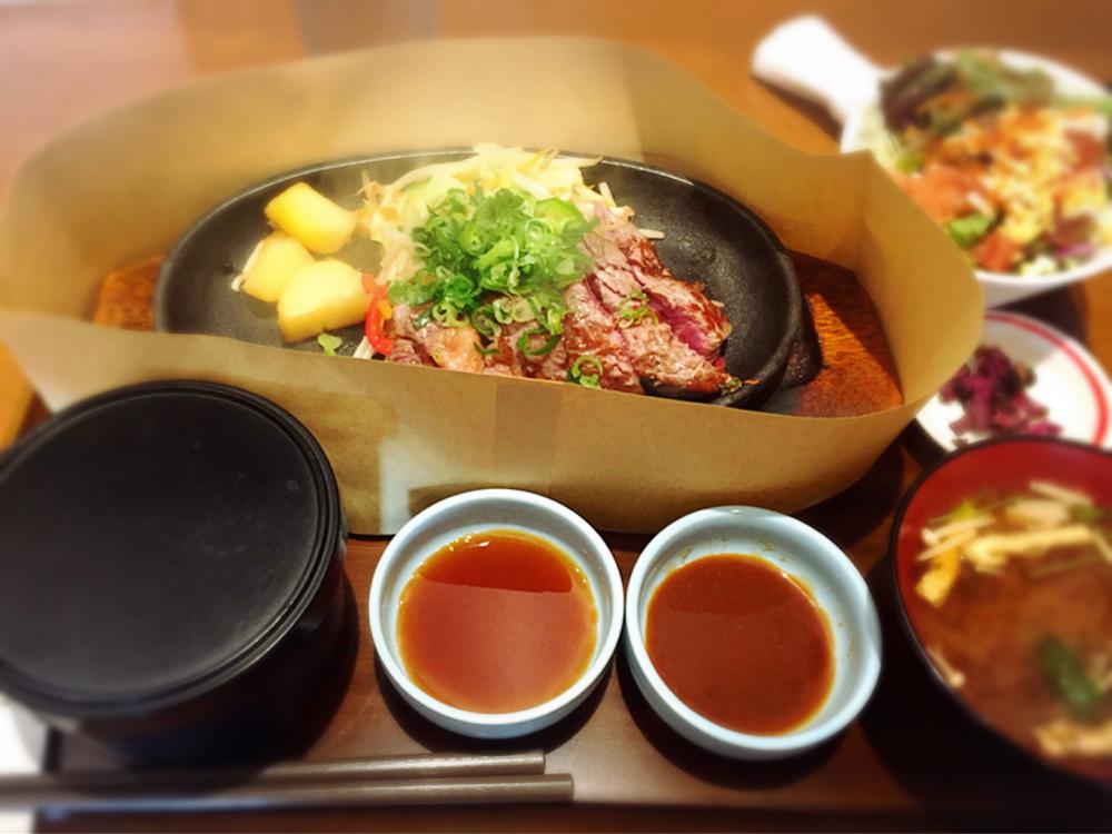 福山市港町「キッチンアンリ」の和風ステーキランチ