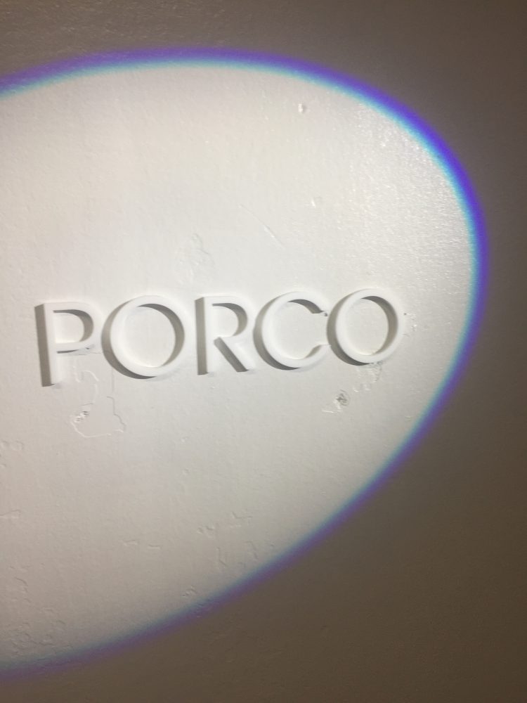 お店の名前は「ポルコ」