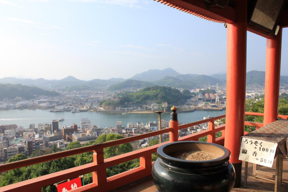 千光寺山の山頂から尾道を望む。