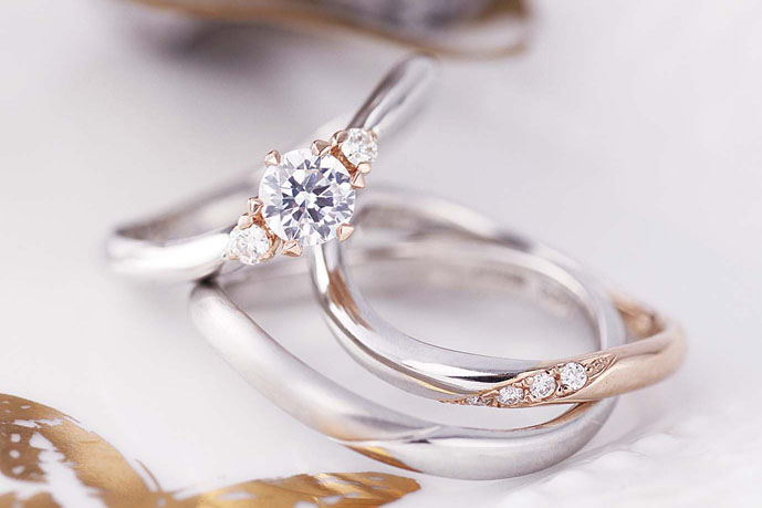 ふたりだけが知る「ゆびわ言葉」を込めた指輪