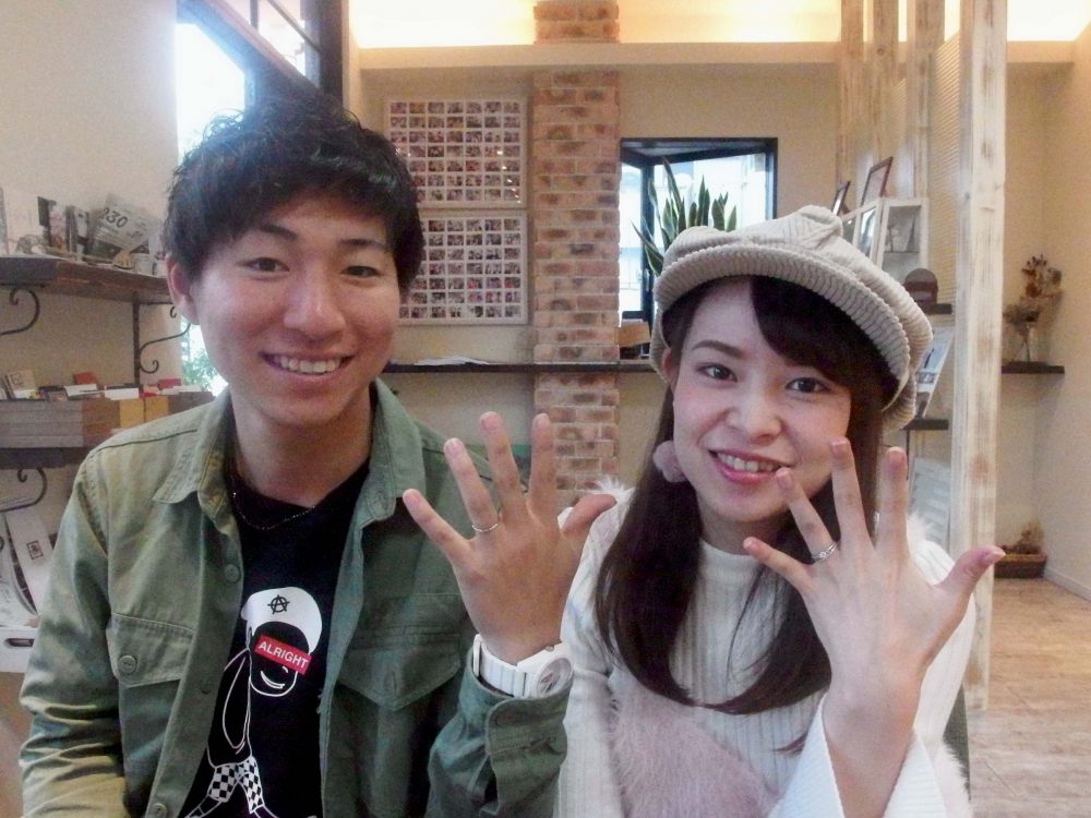 福山市駅家町からお越しの岩田様ご夫妻エルドーオリジナル3セットリングご購入