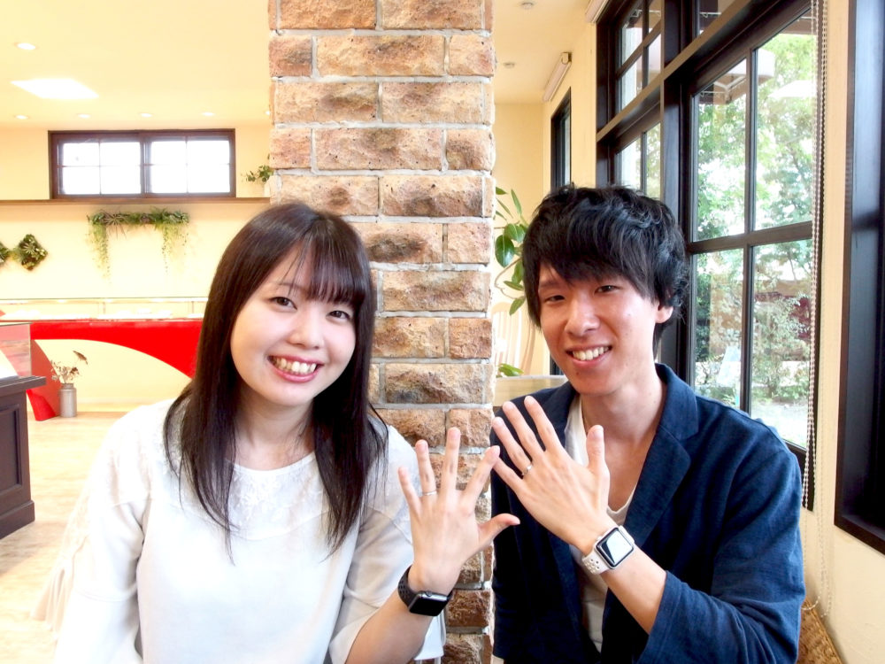 福山市多治米町の会田様ご夫妻（マリッジリングご購入）