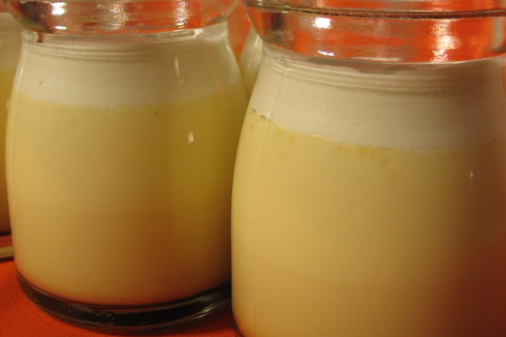 濃厚な牛乳と卵を使った珍しい２層のプリン