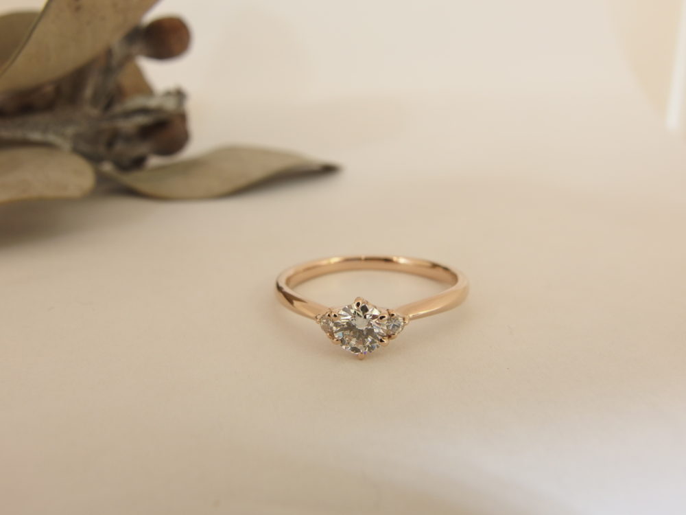 エルドーオリジナルエンゲージリングK18ピンクゴールドの『メリア』