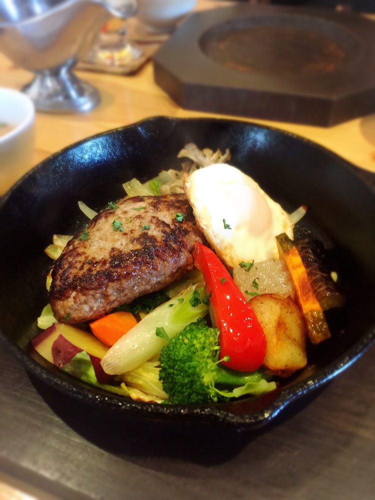 福山市東手城町のおいしいハンバーグ