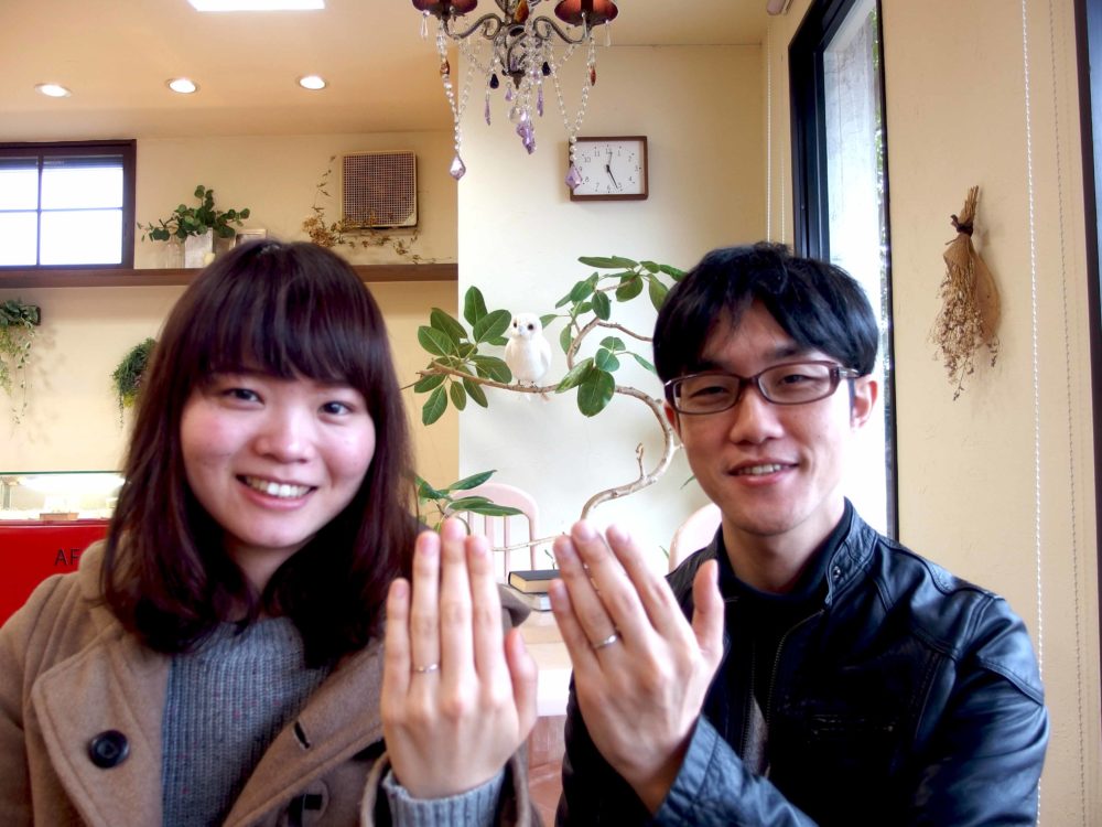 福山市手城町の宇佐美ご夫妻(結婚指輪をご購入)
