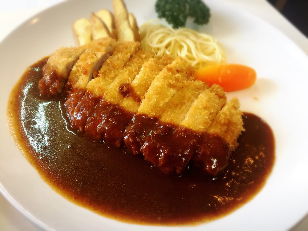 福山市港町の洋食屋さんこばやしのポークカツランチ