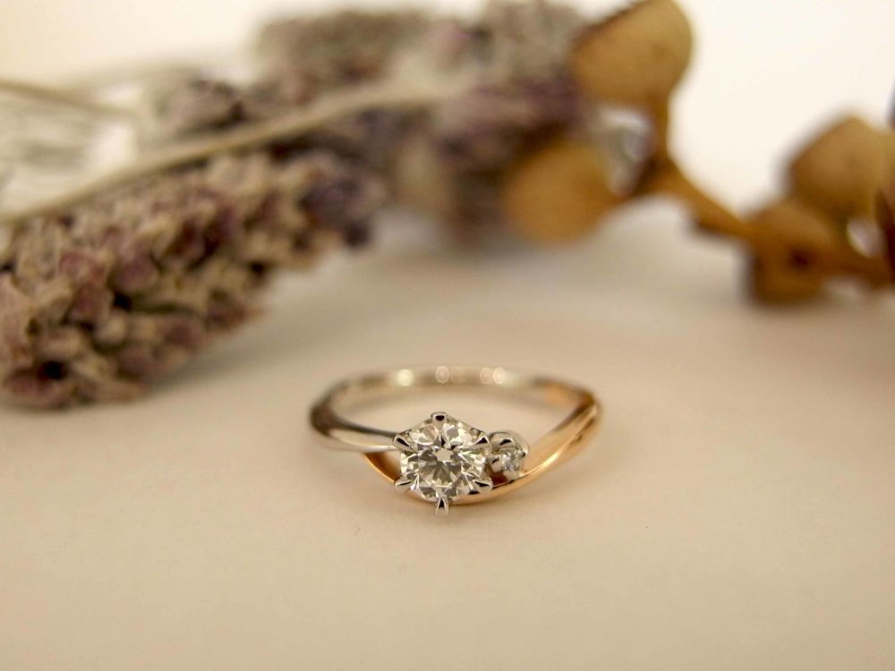 エルドーオリジナルの婚約指輪