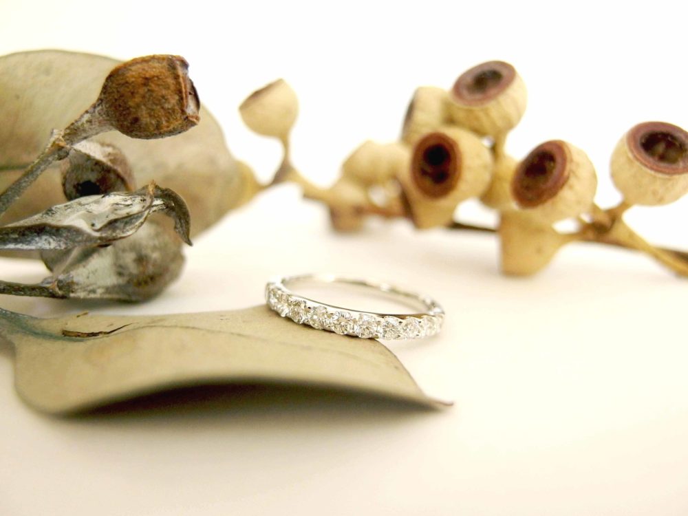 テニスブレスレットがエタニティリングに（指輪）