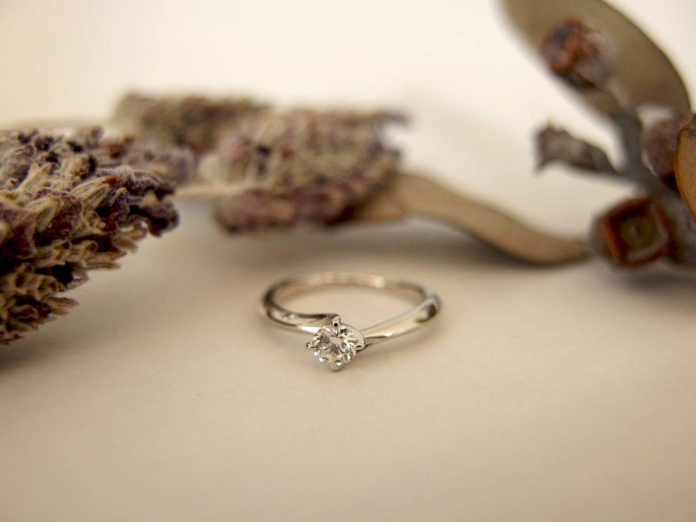 エルドーオリジナルのエンゲージリング