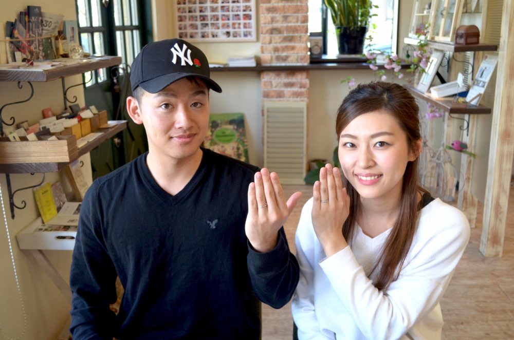 福山市山手町の小西様ご夫妻(結婚指輪をご購入)