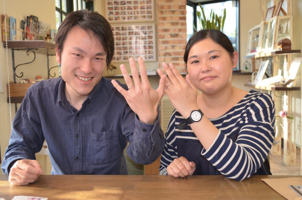 福山市新市町の西山様ご夫妻(マリッジリングをご購入)