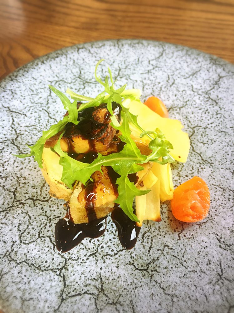 福山市春日町のあぶりのランチの豚料理