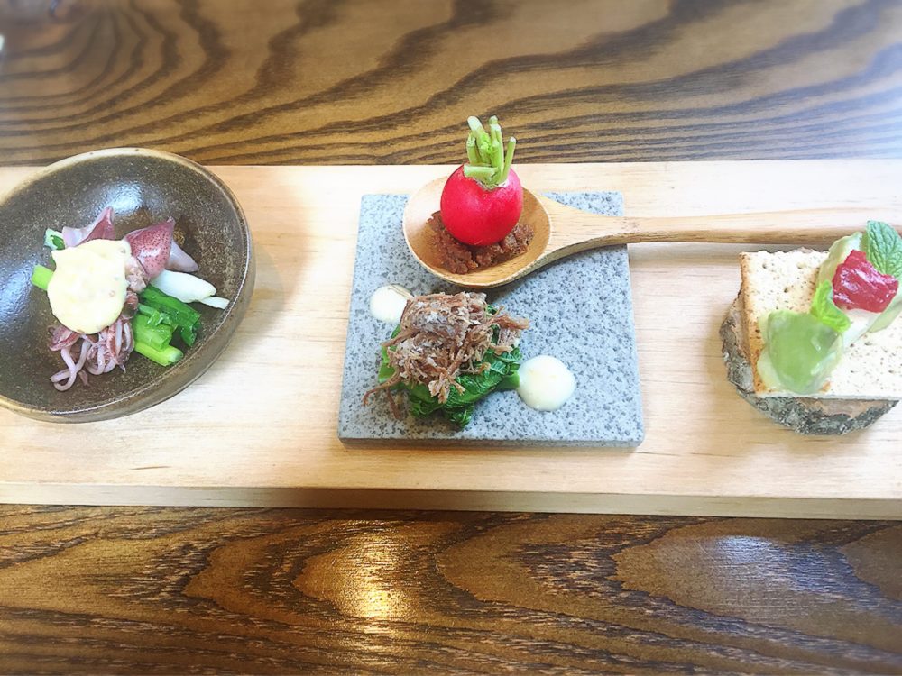 福山市春日町のあぶりの前菜