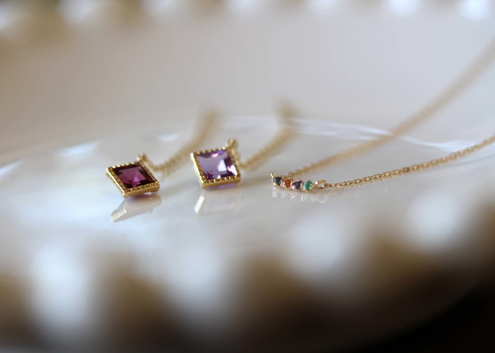 アメジスト、ガーネットピアス