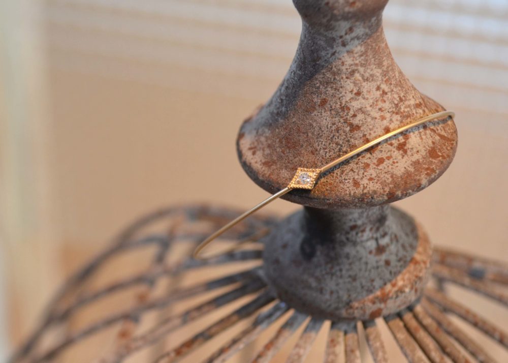 プチダイヤおバングルブレスレット