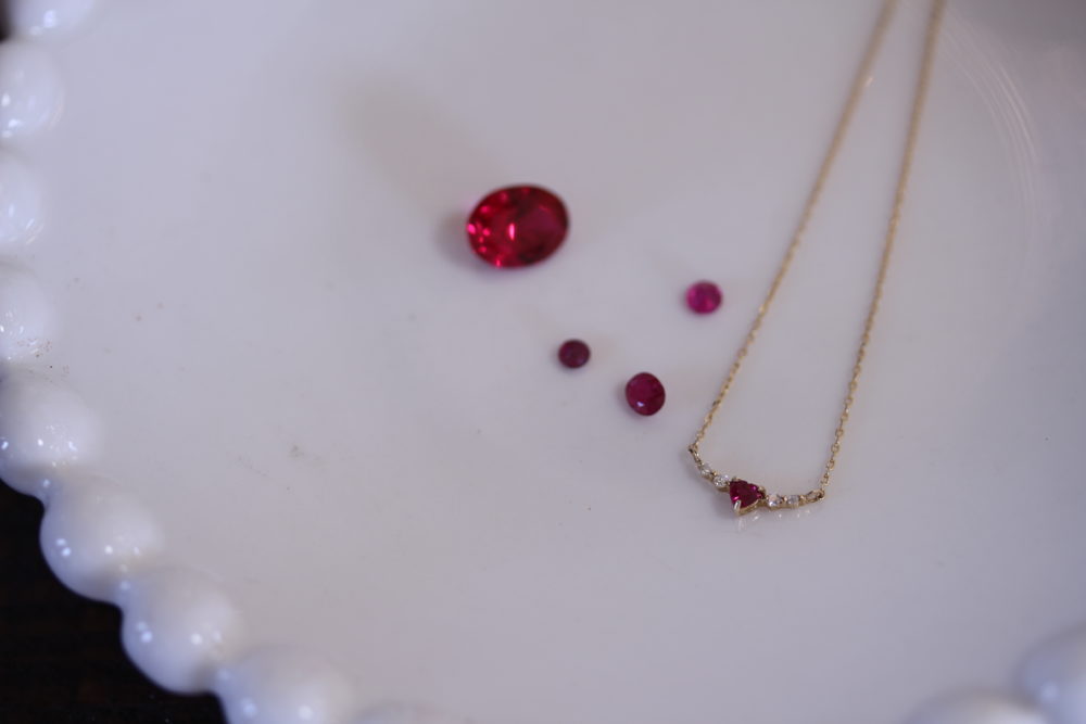 7月誕生石リビーのネックレス