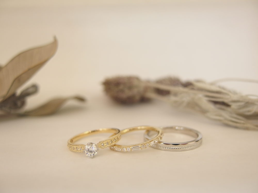 福山市の宝石店エルドーのアンティク調リング