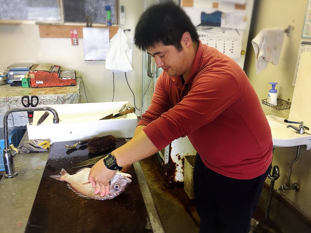 福山市内海町のカネト水産