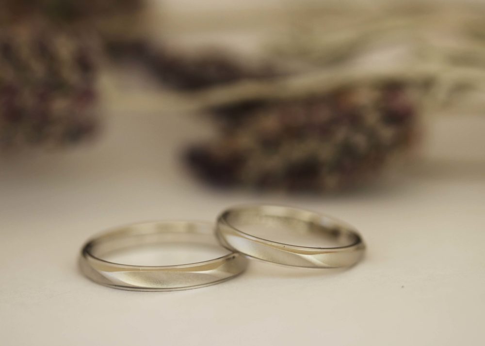 エルドーセレクトブランドのマリッジリング「ユキコハナイ」