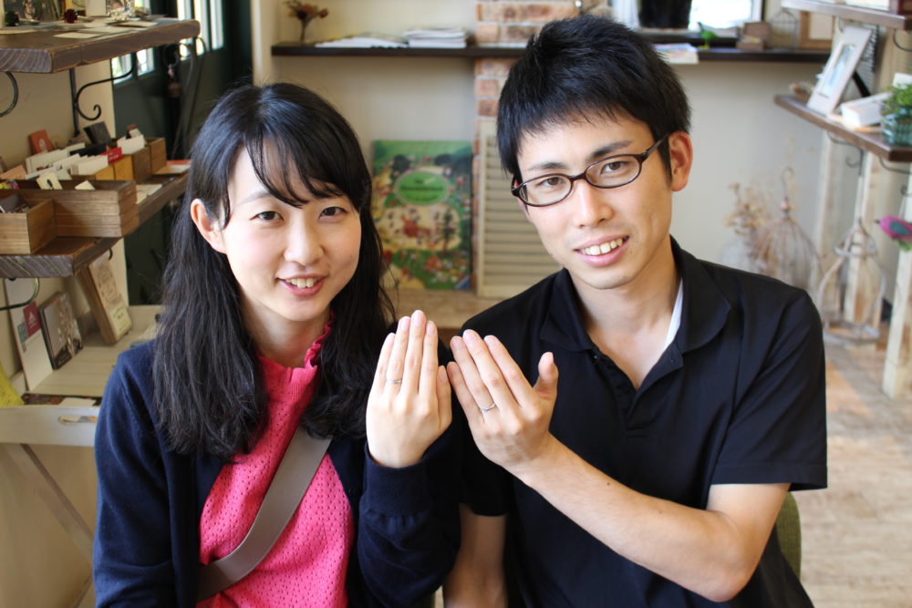 福山市山手町の渡邉様ご夫妻(結婚指輪をご購入)