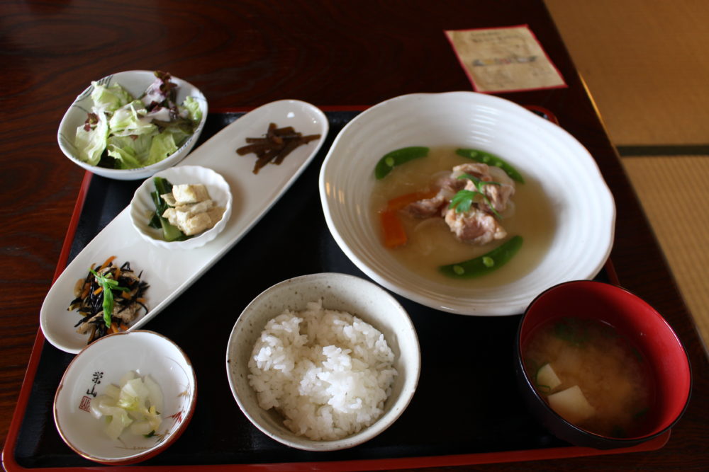 美星町のカフェ夜星屋