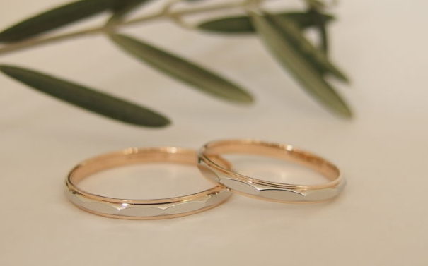 エルドーセレクトブランドのマリッジリング「ロゼ・マリアージュ」