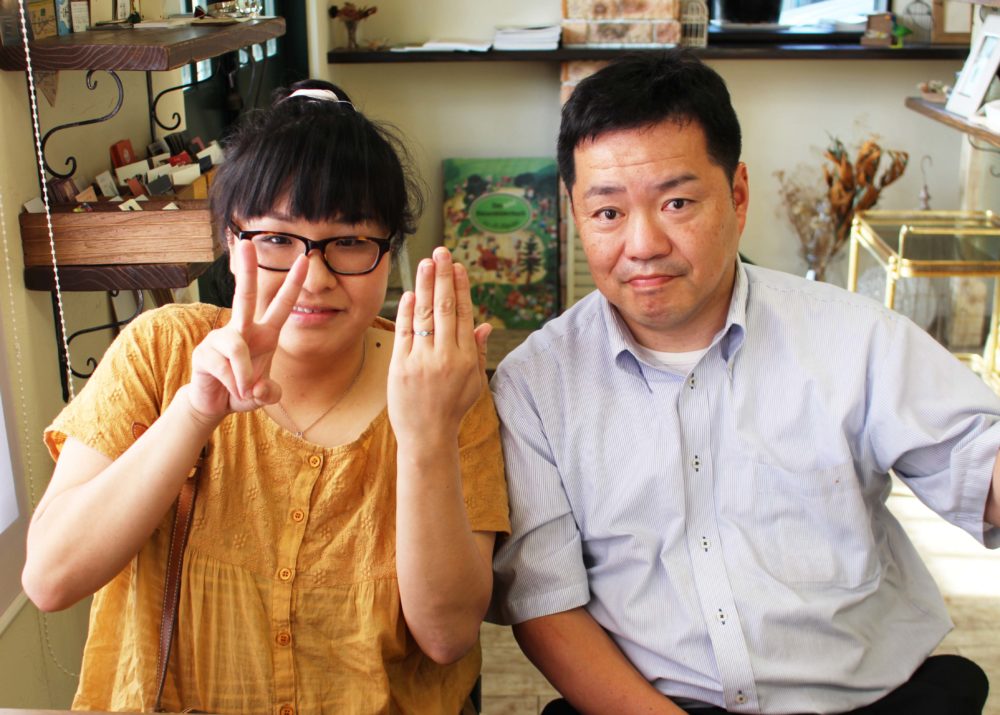 岡山県浅口市の前田様ご夫妻(エンゲージリングをご購入)