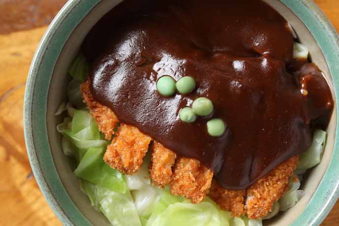 ケンミンショーでも登場のドミグラスソースカツ丼