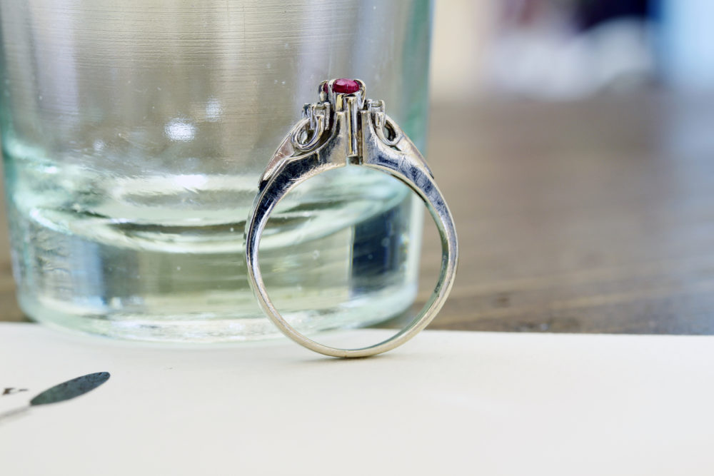 高さのあるルビーの指輪をリフォーム