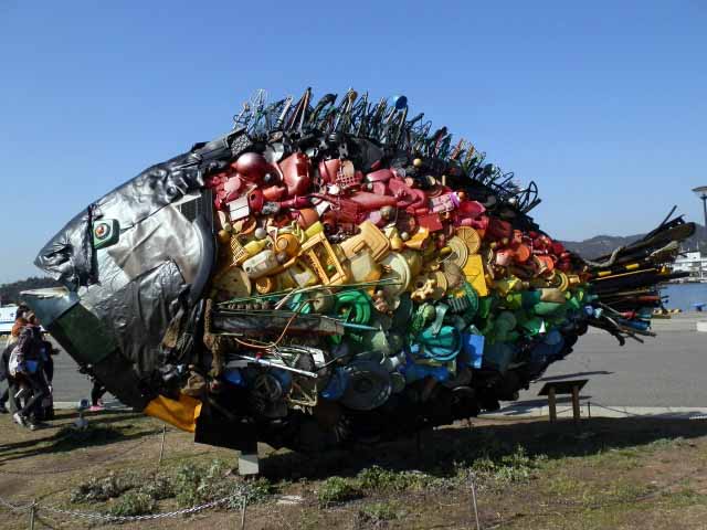 宇野港にも「宇野のチヌ」というアート作品が♪