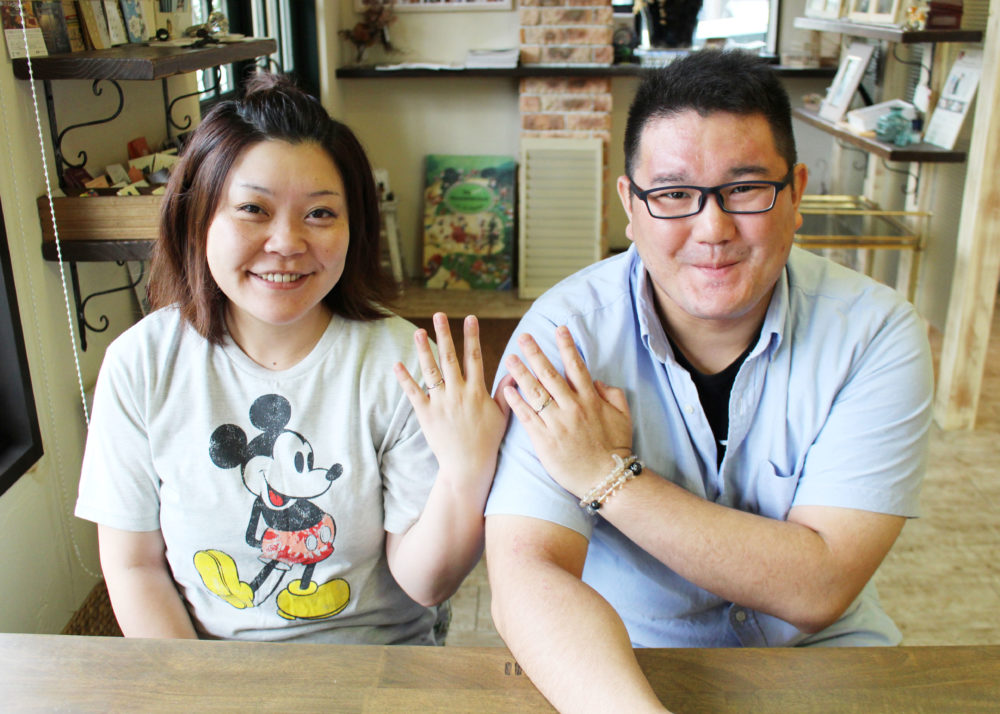 福山市春日町の角谷様ご夫妻(結婚指輪をご購入)