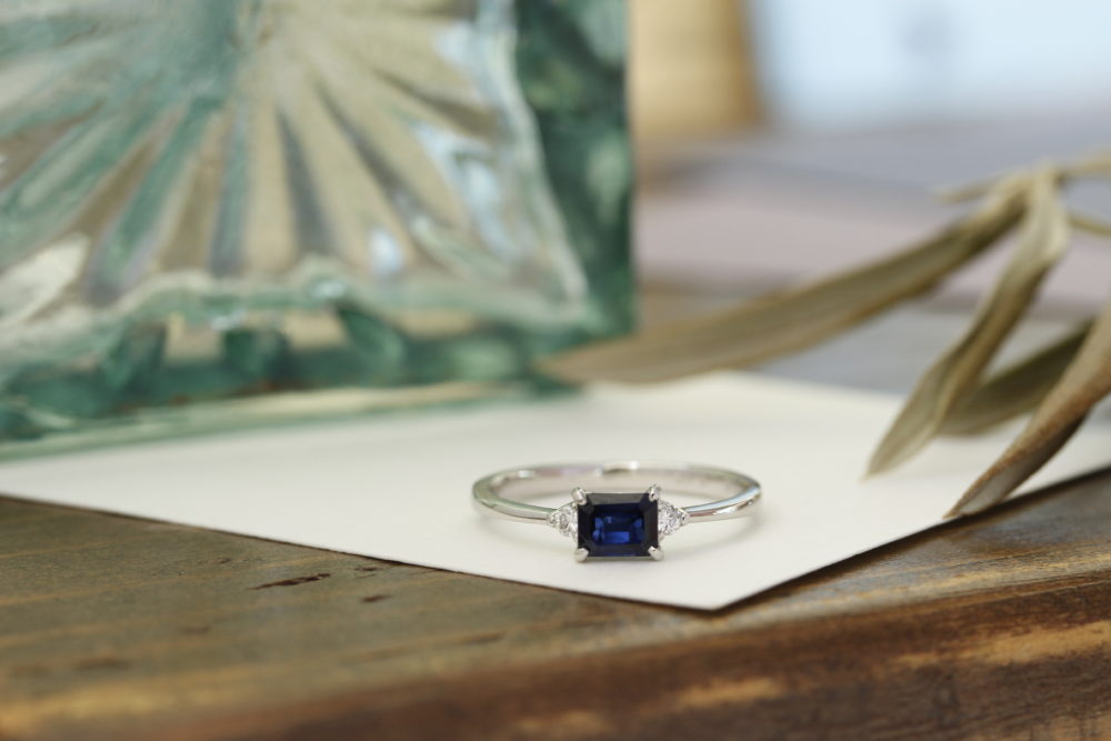 祖母からの指輪が華奢な指輪に