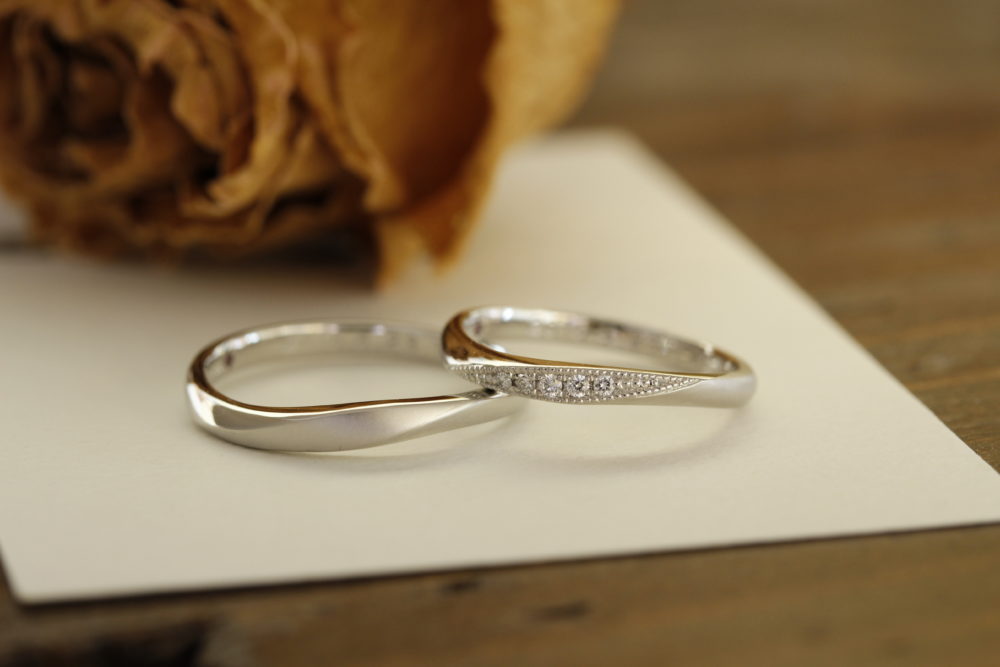 エルドーオリジナルのマリッジリング「ル・ミュージック」