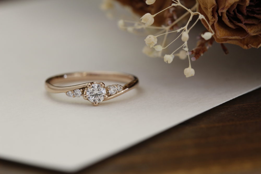 エルドーオリジナルの婚約指輪