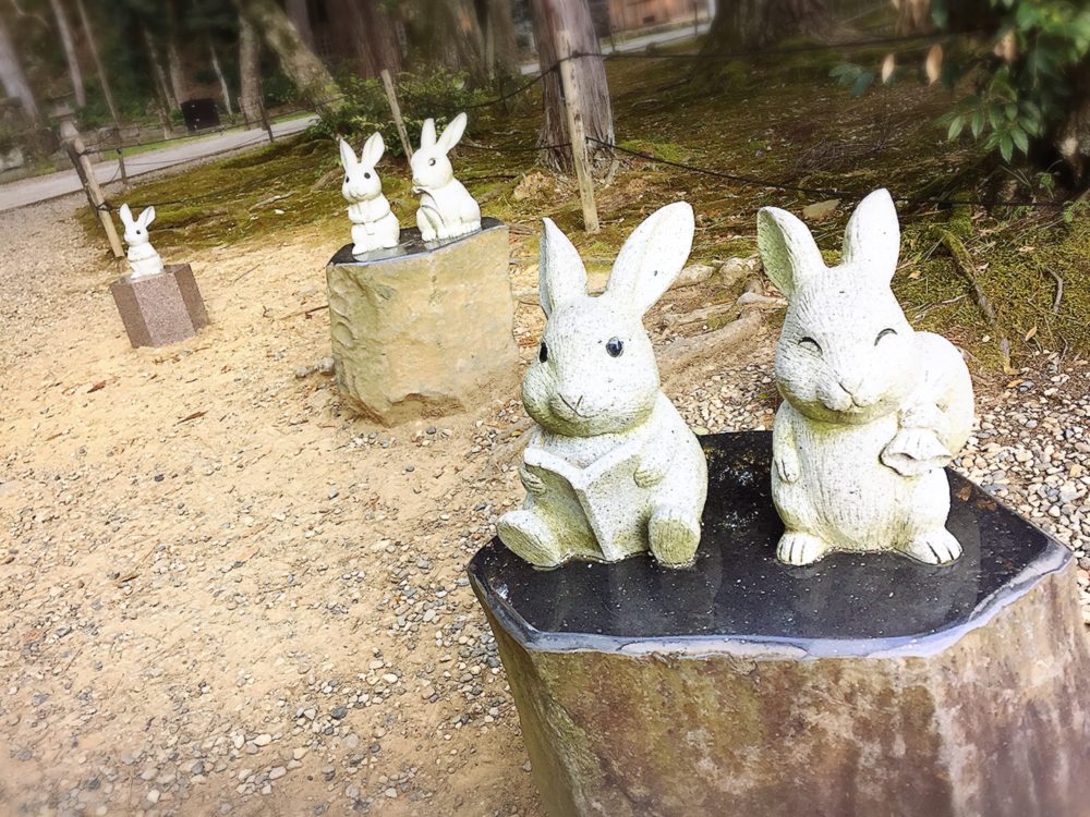 近くにある稲佐の浜も有名なパワースポット