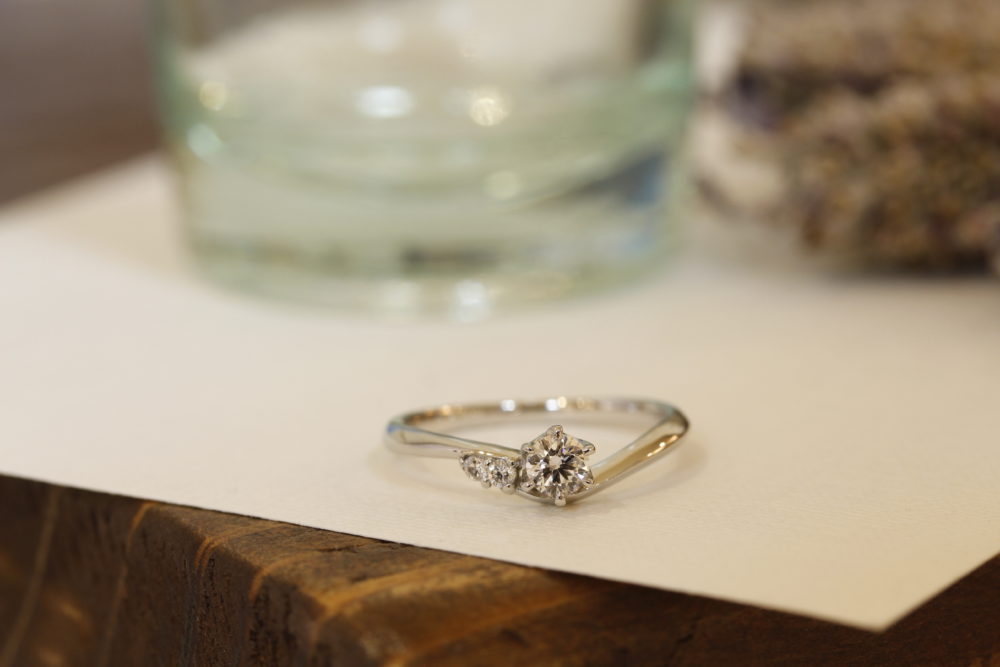 エルドーオリジナルの婚約指輪