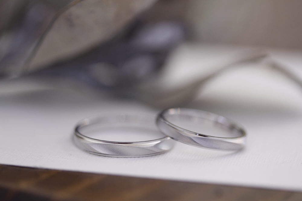 エルドーセレクトブランドのマリッジリング「ユキコハナイ」