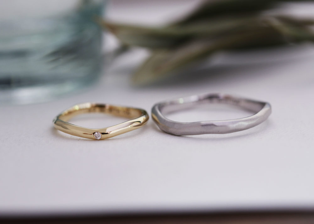 エルドーオリジナルのマリッジリング「シュシュ」