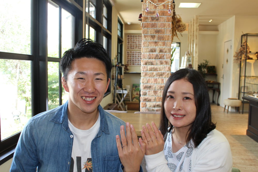 岡山県岡山市の守屋様ご夫妻(セットリングをご購入)
