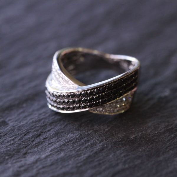 ブラックダイヤリング