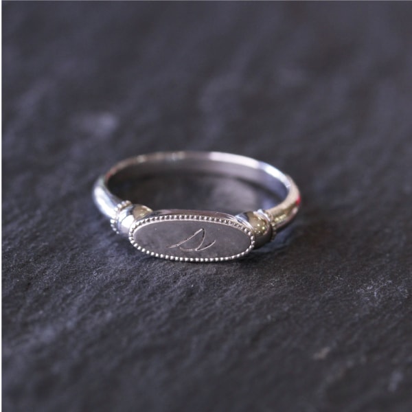 イニシャルリング