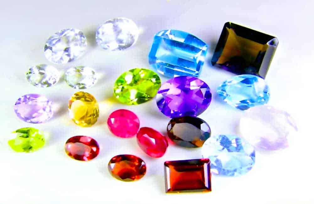 参加者特典：お好きな石おひとつプレゼント