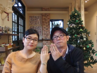 福山市沼隈町の髙橋様ご夫妻(結婚指輪をご購入)