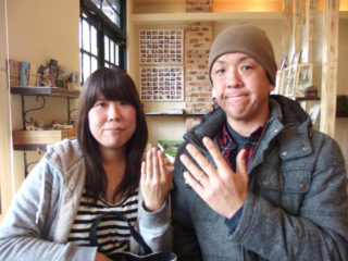 福山市沼隈町の山本様ご夫妻(結婚指輪をご購入)