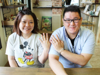 福山市春日町の角谷様ご夫妻(結婚指輪をご購入)