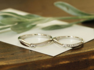 エルドーオリジナルの結婚指輪「メリア」